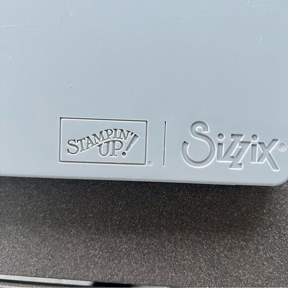 Stampin’Up Large Bigz Die Gift Bow  - Picture 8 of 11